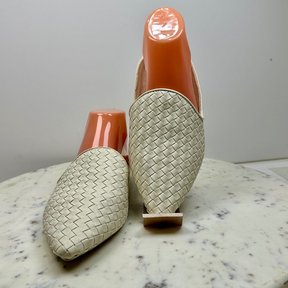 MIA Johona Woven Pointed Toe Mules Cream Off White Flats MH0029W Size 8.5M